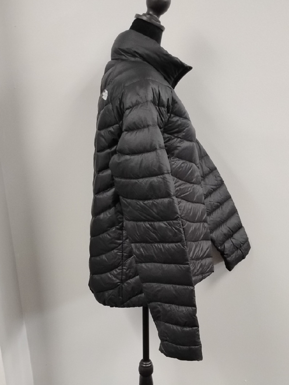 The North Face Women's Black Chevron Quilted Puffer Jacket, Sz L - Picture 4 of 9